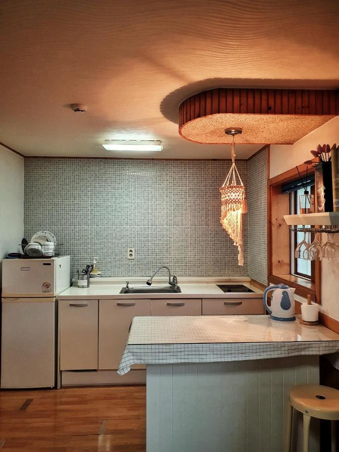 Popcorn House Pension Gapyeong Buitenkant foto